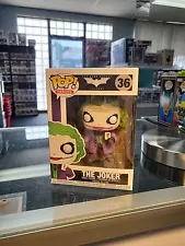 Funko Pop! Vinyl: DC Universe - The Joker (Dark Knight) #36 Ships With Protector