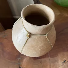 Terracotta Pot W Sinew Straps