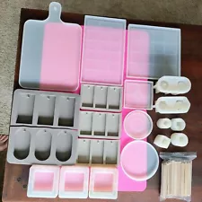 Lot 20 Silicone Molds RESIN CONCRETE CANDLES Dishes Propagation Coasters Trays