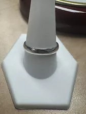 Men’s Wedding Band