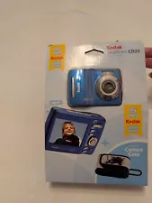 Kodak EasyShare Blue CD22 Digital Camera Lanyard 8MP NIB Great For Beginners