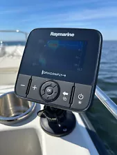 Raymarine Dragonfly 4 Fishfinder