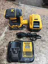 DEWALT DCW200B 20V MAX BRUSHLESS 1/4 SHEET VARIABLE SPEED SANDER