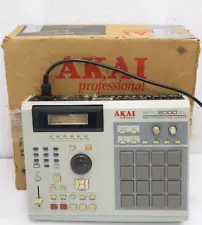 Akai Professional MPC 2000 XL Midi Production Center