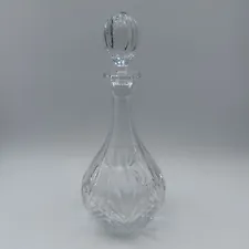 Towle Crystal 12” Round Cut Decanter w/Stopper Made in Czech Republic