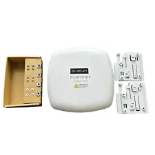 FORTINET FORTIAP 421E FAP-421E-A WIRELESS ACCESS POINT + MOUNTING HARDWARE