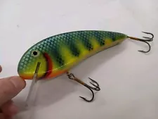 6.5" Smoker Tackle S.S. Shad Fluorescent Bluegill Crankbait Musky Lure