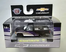 M2 Machines 1992 Chevrolet C1500 454 SS (Black & Purple) Custom