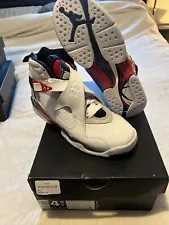 Air Jordan Retro 8 “Bugs Bunny” Size 4.5y (2013) GS