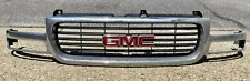 1999 2000 2001 2002 GMC SIERRA 1500 2500 2003 2004 2005 2006 YUKON XL GRILLE OEM (For: 2006 Yukon XL 2500)