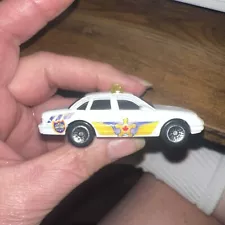 Matchbox 2002 White Ford Crown Victoria Made for McDonalds