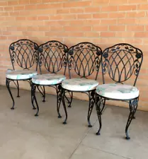 Vintage Wrought Iron Chairs Set of 4 Windflower Lyon Shaw Woodard Black Cushion