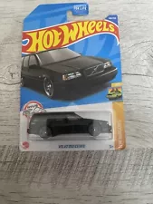 Volvo 850 Estate-Black Station Wagon-HW Wagons 2/5 2022 Hot Wheels #140/250