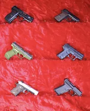 1:2,5 Scale Miniature Gun Lot - Lot #4 - Six Pistols - Loose Without Packaging