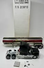 Franklin Mint - 1993 Mack Truck with Tanker Trailer