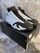 Men’s Size 15 - Air Jordan 14 Retro Black Toe 2014 VNDS Basketball