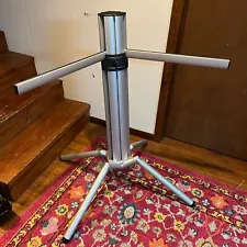 K&M Spider Folding Single Keyboard Stand Silver Konig & Meyer Electric Piano