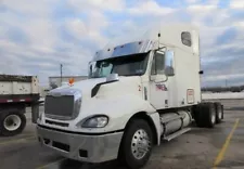 2005 Freightliner Columbia Cat C-15 500 hp T/A Sleeper