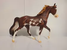 2024 Breyer Volunteer Model “Worth It” Medium Chestnut Bluegrass Bandit