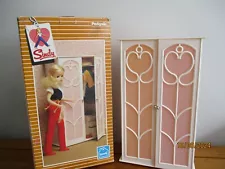 Vintage Pedigree Sindy Plastic Wardrobe in Original Box