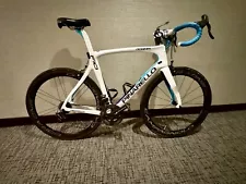 Pinarello Dogma F10 (57.5cm) highest quality component factory build