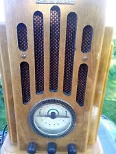 Vintage Crosley Am/Fm radio untested