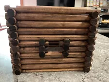 Lincoln Logs with smooth wall and no inside notches, except at window.