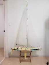 Pick-up limited Kyosho Sea Wind RC Yacht with R/C