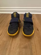 Size 10.5 - Nike Kyrie 2 Cavs - 819583-447