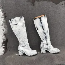 Maison Marginal Tabi Bianchetto knee-high boots size 37.5 EU only worn few times