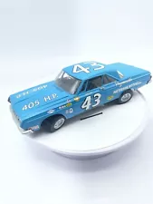 Richard Petty 1964 Plymouth Belvedere | 1/25 Scale Car Model Kit Prebuilt