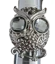 Ring SilverTone Rhinestone Eyes Owl Ring R10