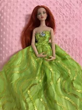 Tonner Tyler Wentworth 16" Basic Redhead,greenTulleGown,net Underskirt,stockings