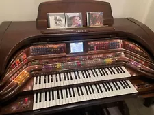 Lowrey SU500 Royale Organ