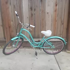 Townie Flat Foot Electra Light 6061 Aluminum Light Green Bike