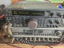 Kenwood TS-450s Ham Radio transceiver.