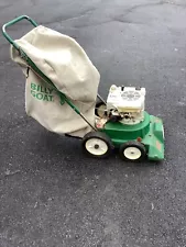 BILLY GOAT Leaf Vacuum Yard and Driveway Sweeper 5HP Briggs & Stratton & Bagger