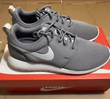 Nike Roshe One Gray White Running Shoes Sneakers 844994-003 Women's Size 9 New