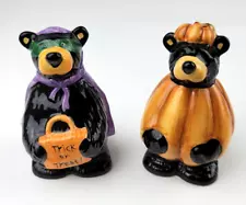 Big Sky Carver Bearfoots Bear Halloween Salt Pepper Shakers Pumpkin Jeff Fleming