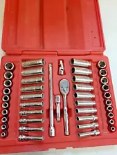 SNAP-ON 44 Piece 1/4” Drive Metric & SAE General Service Socket Set 144TMPB