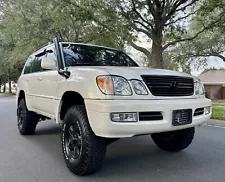 2000 Lexus LX 470