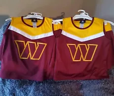 New ListingCommanders NFL Shop girls cheerleader costumes w/poms Sz 10/12