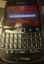 BlackBerry Bold 9930 - Black - Verizon GSM 3G Qwerty Touch Smartphone..