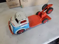 WYANDOTTE TOYS TOWING SERVICE TOW TRUCK