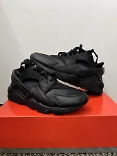 Size 10.5 - Nike Air Huarache Triple Black 2021