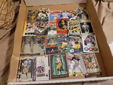 (85) CT BRETT FAVRE FOOTBALL CARD LOT-INSERTS INCLUDED