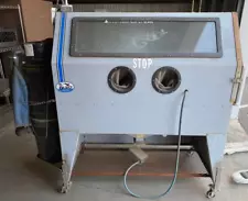 Skat Blast Inc. Dry Blast Cabinet