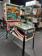 1977 BALLY EIGHT BALL PINBALL MACHINE PROFESSIONAL TECHS LEDS FONZIE HAPPY DAYS