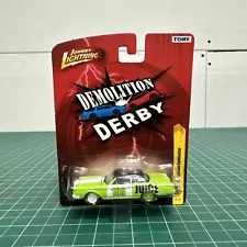 2012 Johnny Lightning FOREVER 64 R27 69 LINCOLN CONTINENTAL DEMOLITION DERBY A3