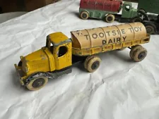 Vintage 1933 805 TOOTSIETOY Dairy Milk Mack Tanker Truck Original Yellow